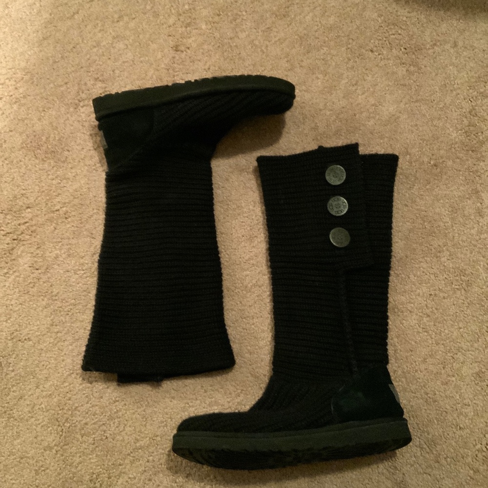 Cute and Comfy Ugg Sweater Knit Boots!